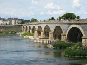 Pont de Dumnacus reliant Les Ponts-de-Cé (49) et Mûrs-Erigné (49) - RN160