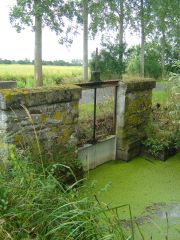 Vanne des Hauts Cunauds sur l'étier de Vair